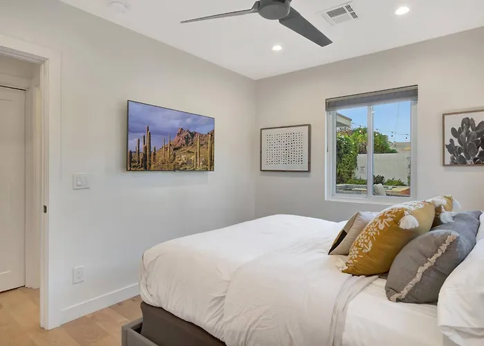 Pool & Spa, Fire Pit, Bbq, Walk To Old Town Scottsdale