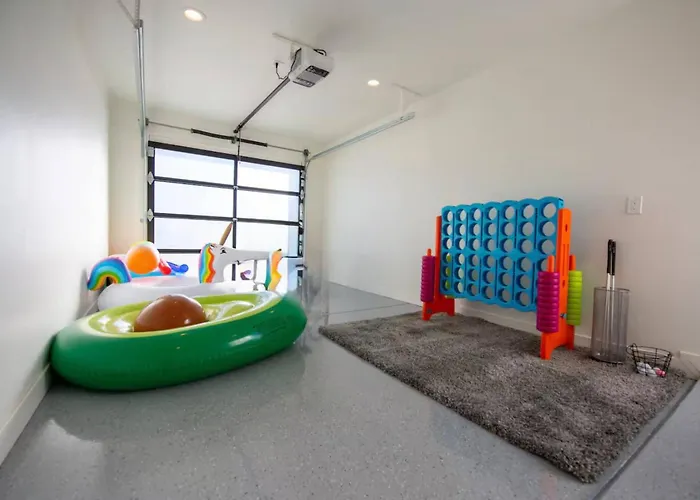 Holiday home Pool & Spa, Fire Pit, Bbq, Walk To Old Town